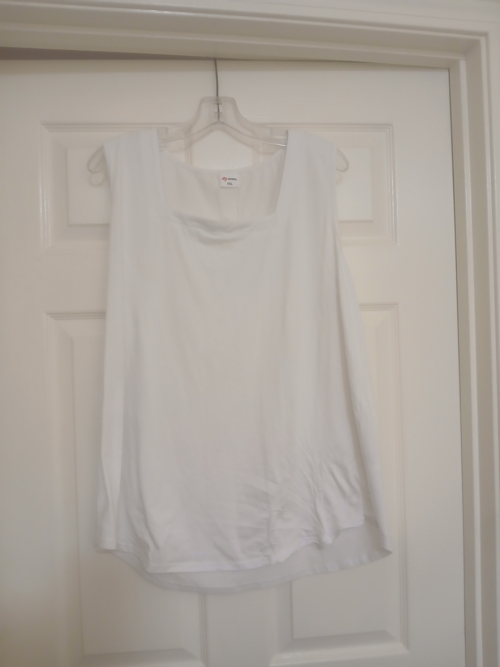 White House Black Market White Scoop Neck Tank